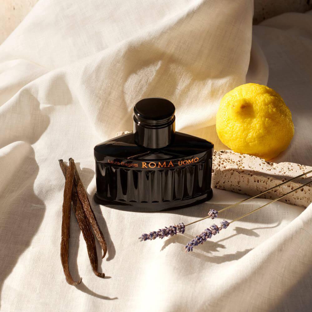 Laura Biagiotti Uomo Nero Estremo Eau de Parfum Intense Uomo 125ml – Orientale Legnosa Cuoiata